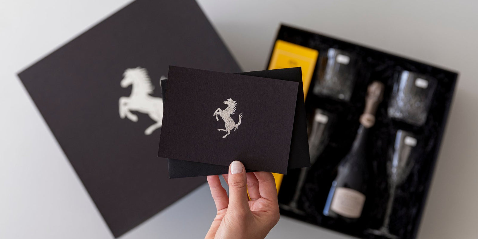 AUTOMOTIVE & DEALERSHIPS