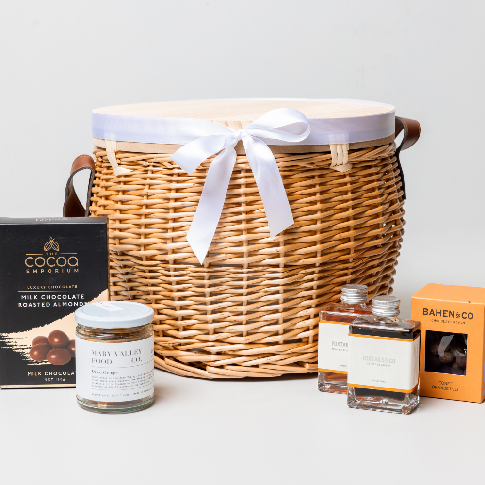 The Cocktail Picnic Basket