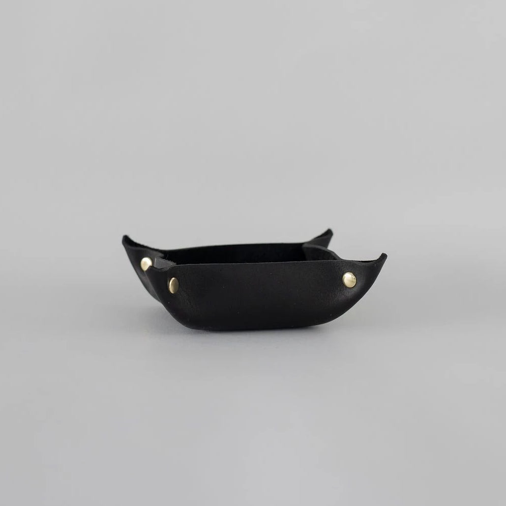 Leather Catchall, Leather coin try 